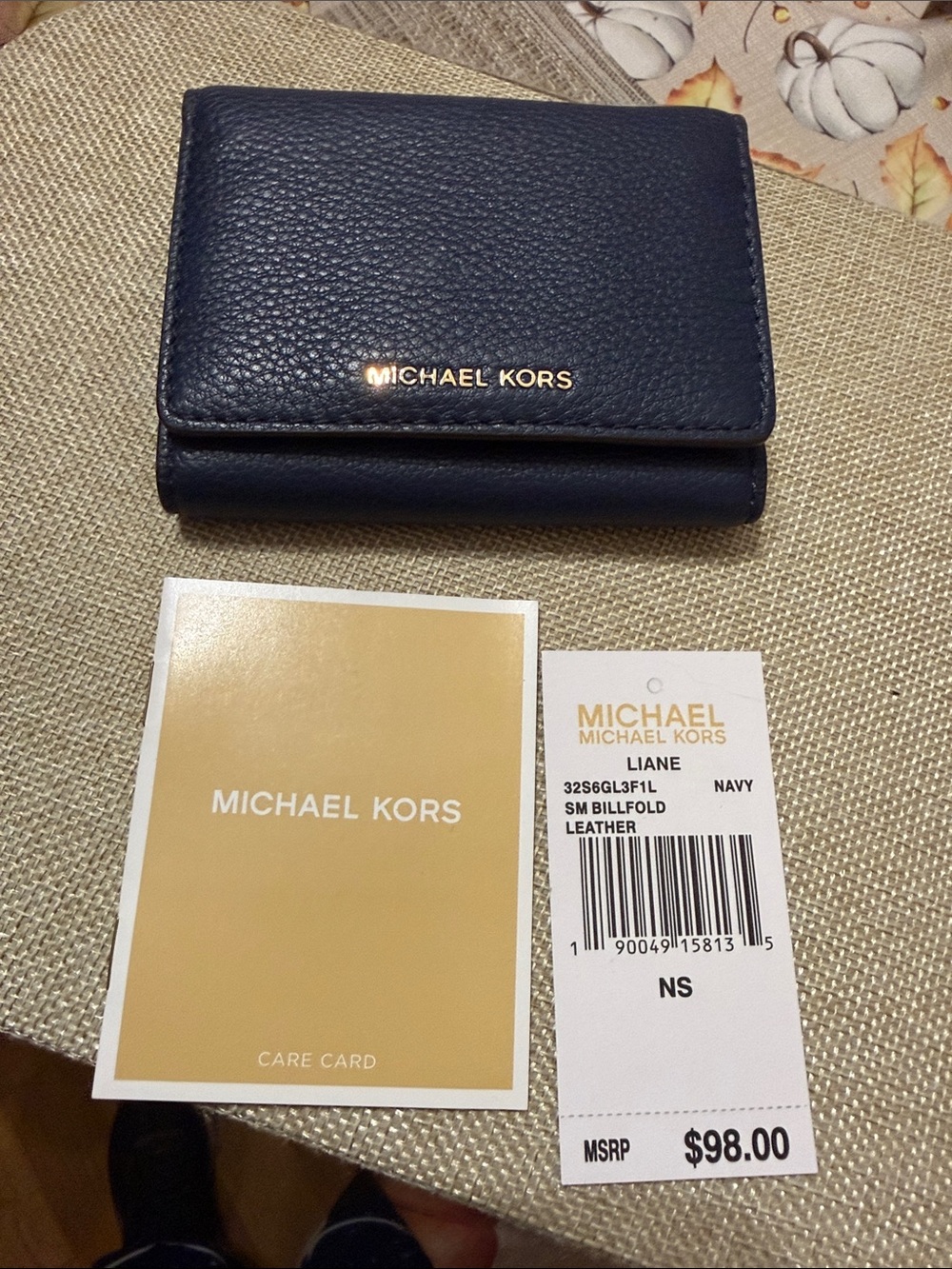 Michael Kors Navy Leather Trifold Card & Key Holder - Picture 2 of 4